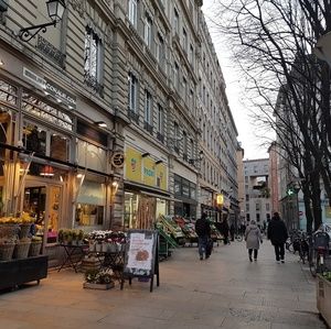 Meet your Posher, Wen